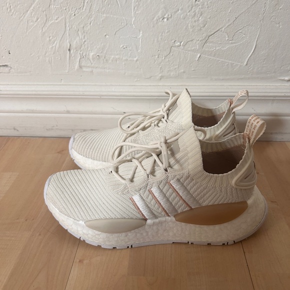 NMD_W1 SHOES - Picture 5 of 7